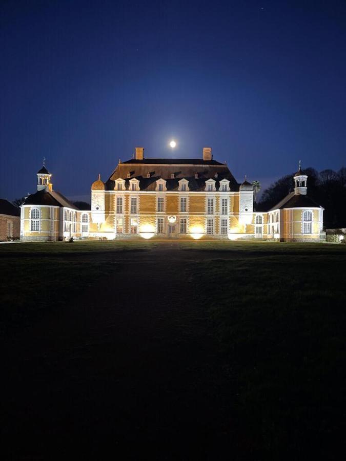 Chateau Du Boschet Chambre De L'Infatigable Gentilhomme Bourg-des-Comptes Bagian luar foto